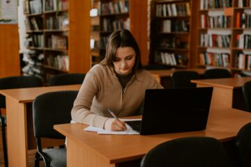 読書感想文がカンタンに書ける！書き方とコツをお教えします。